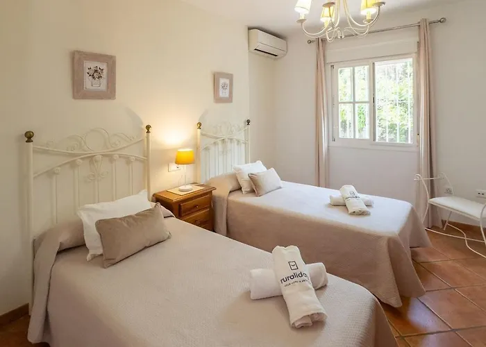 Tinajas By Ruralidays Nerja